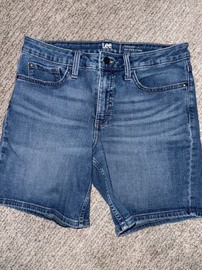 Lee Women's Medium Blue Denim Jean Shorts